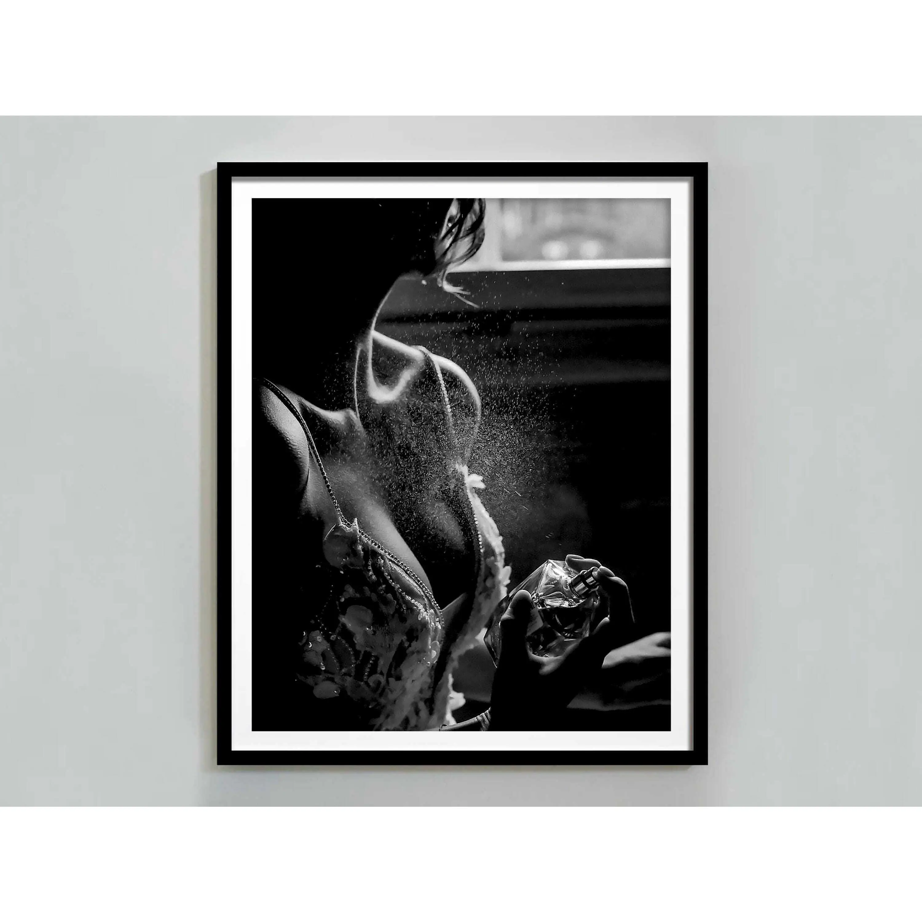 Perfume Poster, Black and White, Fashion Photography, Printable Hypebeast Wall Art, Luxury Prints, Girls Bathroom Decor POSTER