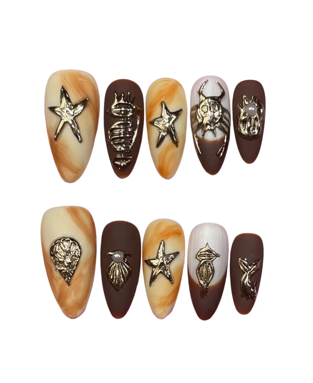 Metallic Beach Almond-Shaped Handcrafted Press-On Nails with Nail Glue Adhesive Tabs Alcohol Pad Cuticle Stick Nail File Buffer Travel Size Nail Box