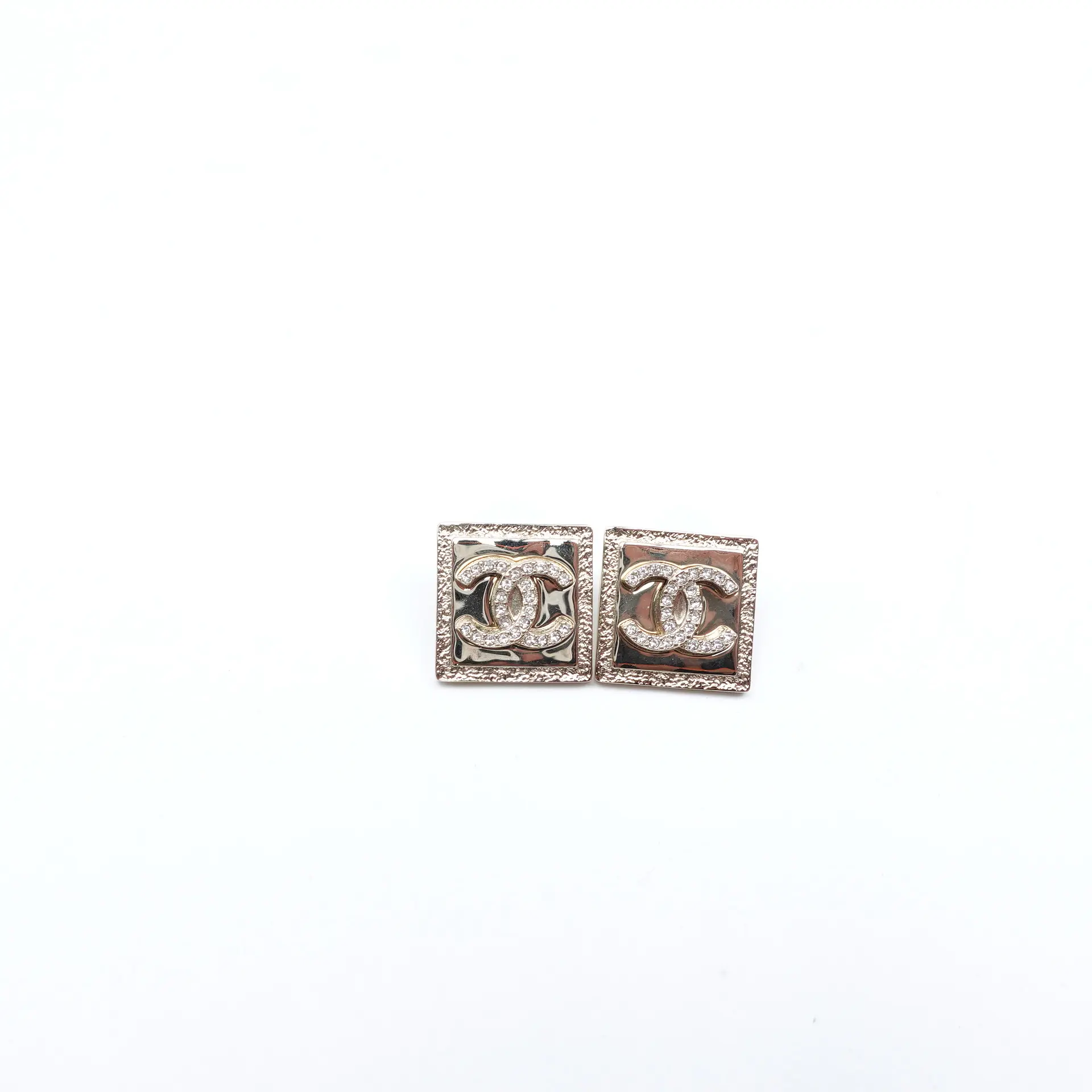 Pre-owned Chanel Gold Tone Square Diamond CC Earrings T10422670