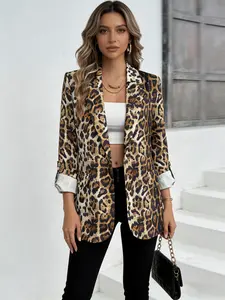 A women's leopard print casual blazer jacket, featuring a chic, sophisticated style with an American vintage vibe, suitable for everyday outings, light commuting, dates, and other occasions, Trendy Blazer