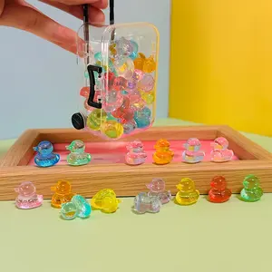 30pcs Mini Duck Figurines + 1pc Luggage Box Set, Cute Duck Design, Random Shipping, Crystal Simulated DIY Decorations, Home Living Room Bar Office Desk Ornaments