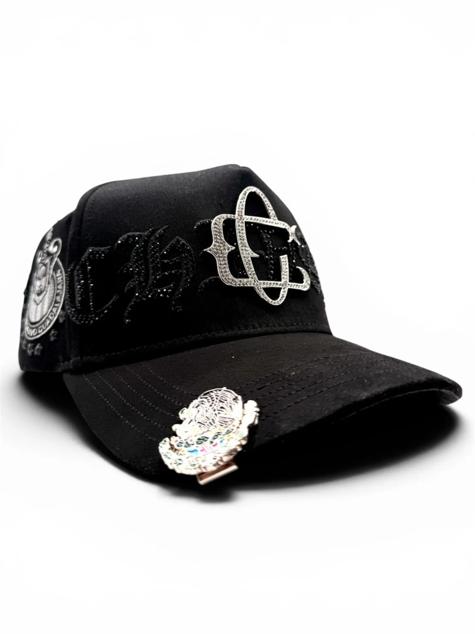 Chiva de Guadalajara Jalisco Mexico Hat con Logos Metalicos con Rhinestones Chiva de Guadalajara Jalisco Mexico Hat con Logos Metalicos con Rhinestones