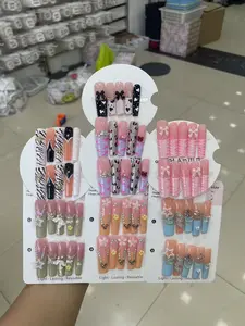 Mango(8612)gc.Extra long nails! 2$/pair.