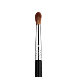 Sigma Beauty E42 Precision Firm Blender Brush | Perfect for Detailed Blending and Creating Defined Looks | Stiff Bristles for Maximum Control