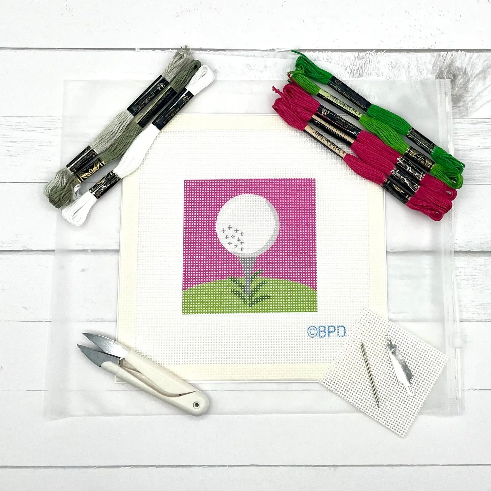 Golf Ball on Tee Needlepoint Kit