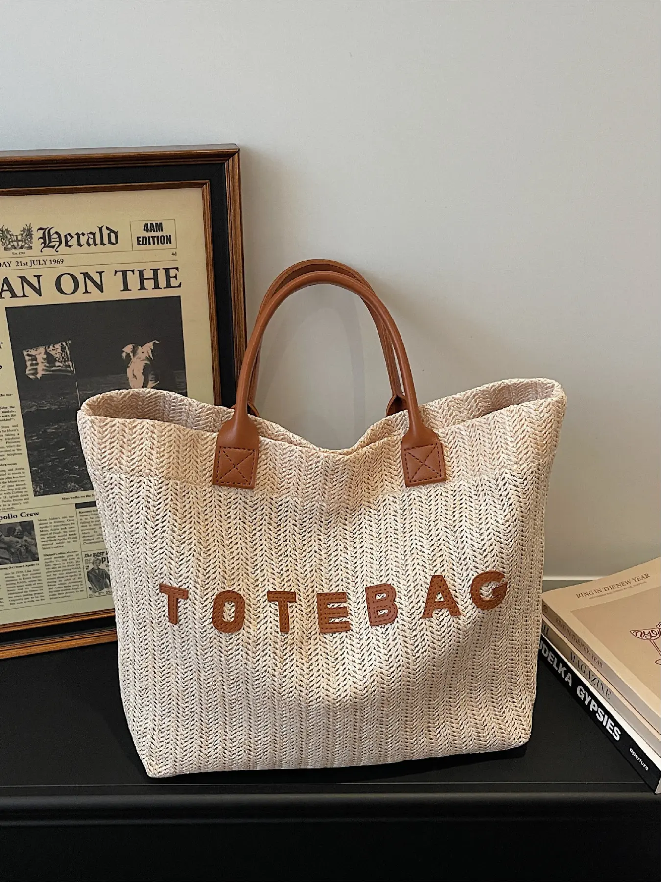 Large capacity fashionable trendy tote bag woven bag casual simple shoulder bag grass woven bag seaside simple armpit bag small fresh handbag seaside vacation commuting bag Vintage Trendy Tote Beach Bag