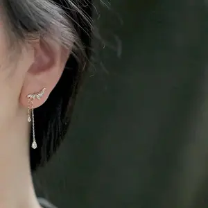 s925 sterling silver Angel Wing assel Earrings，Minimalist Simple Unique Earrings for galentine‘s party valentine’s day gift，fashion zirconia earrings，anniversary holiday jewelry，gift for women