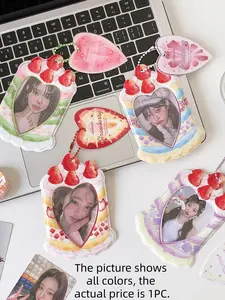 Cute Strawberry Sweet Treat 3-Inch Keychain Card Holder, Student Idol Small Card Display Gacha Case, Subway Card Clip, Simple Design, Photo Strip Holder, Name Tag Clip