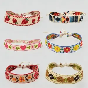 US-FASHION - Boho Strawberry Flower Bracelet Handmade Braided Friendship Wrap Thread Woven Wristband for Kids Girls Embroidered Gift