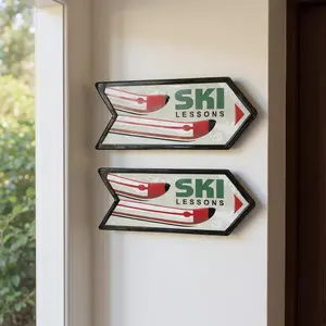 360 stand Traditional Metal Hanging Wall Decor - 2-Piece 5.5x13.25in Arrow-Shape Black, Red & White Ski Lessons Ornaments with Hangable Design, Ideal for Living Room, Wall Mounted Use, Home Decor Products, Living Room Decor