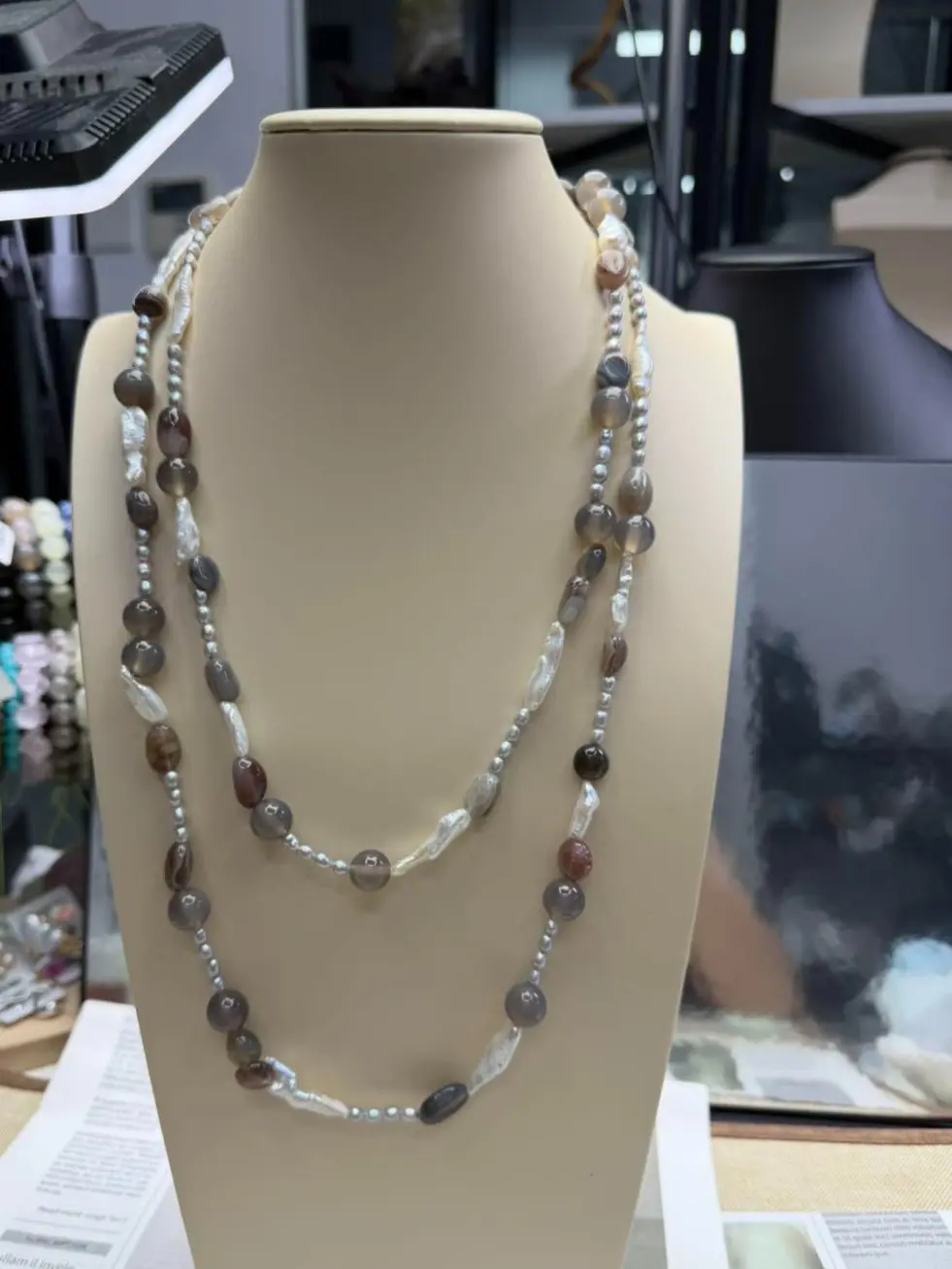 Rebecca(16030)gc.Stick Pearl& Agate Necklace