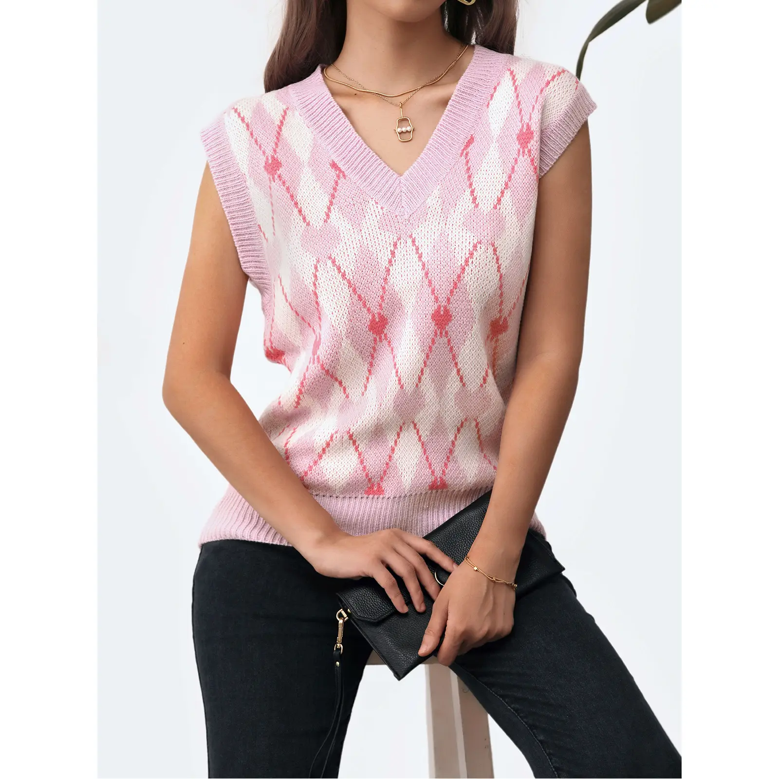 YF Women's Argyle Heart Print Knit Vest - V-Neck Sleeveless Fabric Tops, Straight Fit for Fall Layering & Everyday Casual Street Style Fashion Knitwear