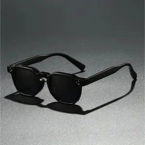 Vintage Square-Frame Sunglasses for Women - Men's Black Acetate Frame with Rivet-Detailed Temples, Dark Tinted Lenses, Classical Sports Eyewear for Outdoor Activities, Women's Sunglasses