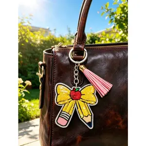 Pencil Felt Keychain, Apple Felt Keychain, Teacher Bag Charm, School Supplies Accessory, Teacher Gift, Backpack Pendant, Mother's Day Gift