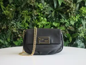 Pre-owned FENDI Leather Crossbody Bags Black Fendista Pochette Crossbody