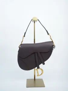 Pre-owned Dior grained calfskin Shoulder Bags Christian Saddle