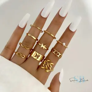 Peekaboo Butterfly Gold Boho Ring Set