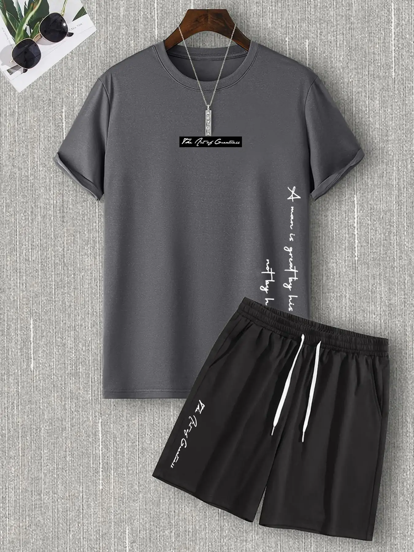 Two-Piece Set Men's Letter Print Tee & Drawstring Pocket Shorts Set, Regular Fit Casual Short Sleeve T-Shirt & Shorts, Men Summer Outfits 2024