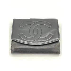 Pre-owned CHANEL Leather Small Leather Goods PRELOVED CC Logo Black Caviar Skin Bifold Wallet. 111424 H