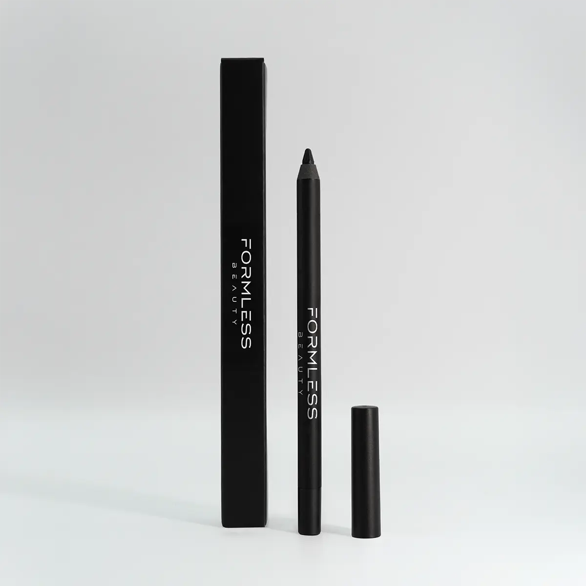 CLASSIC BLACK EYELINER