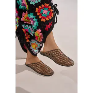 AKIRA FAIROZE BLACK JELLY MULE