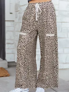 Women's Khaki Animal-Print Wide-Leg Terry Knit Pants, Casual Everyday Drawstring Loungewear Bottoms with Pockets for Women, Cute Preppy Flowy Leopard Trousers