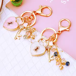 2 PCS Keychains, Four-Leaf Clover Heart-Shape Lock, Car Key Ring, Female Creative Diamond Heart Lock, Package Pendant Metal Key Chain, Gift For Friends