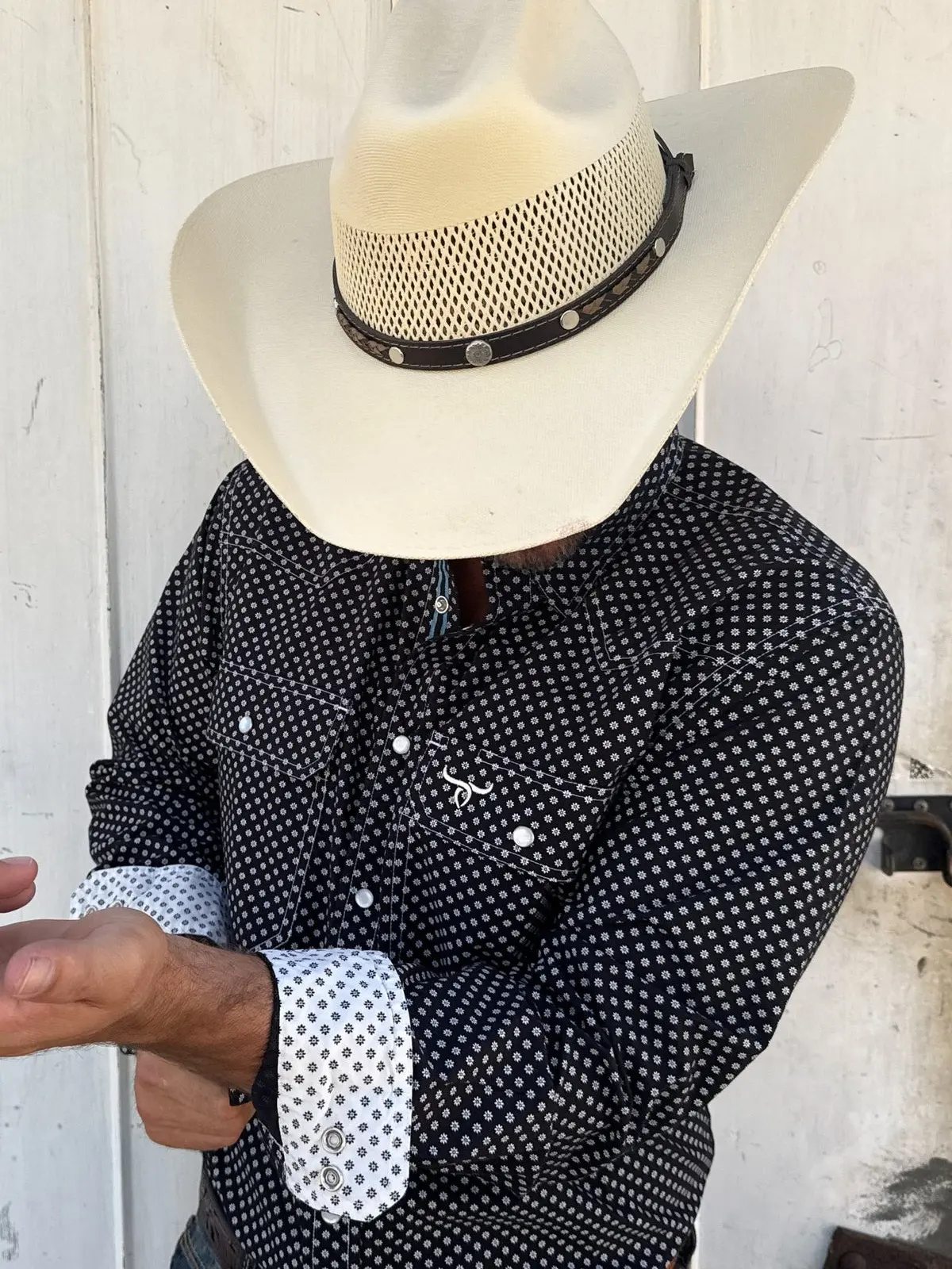 Signature Series Stampede Pearl Snap Flannel Shirt - Black with White Floral Print, 100% Cotton, Under-arm Gussets & Option Cuffs, Casual Menswear