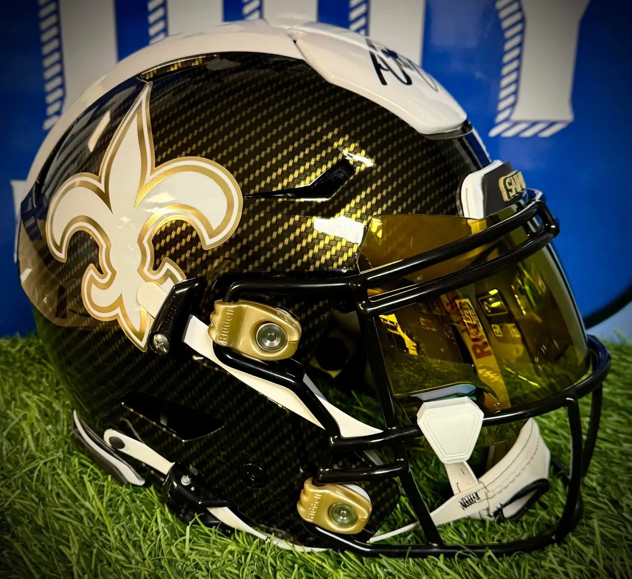 Big Boy Helmet FULL-SIZE (Elite 8) - Choose Your Team DRAFT Break - TikTok  Shop
