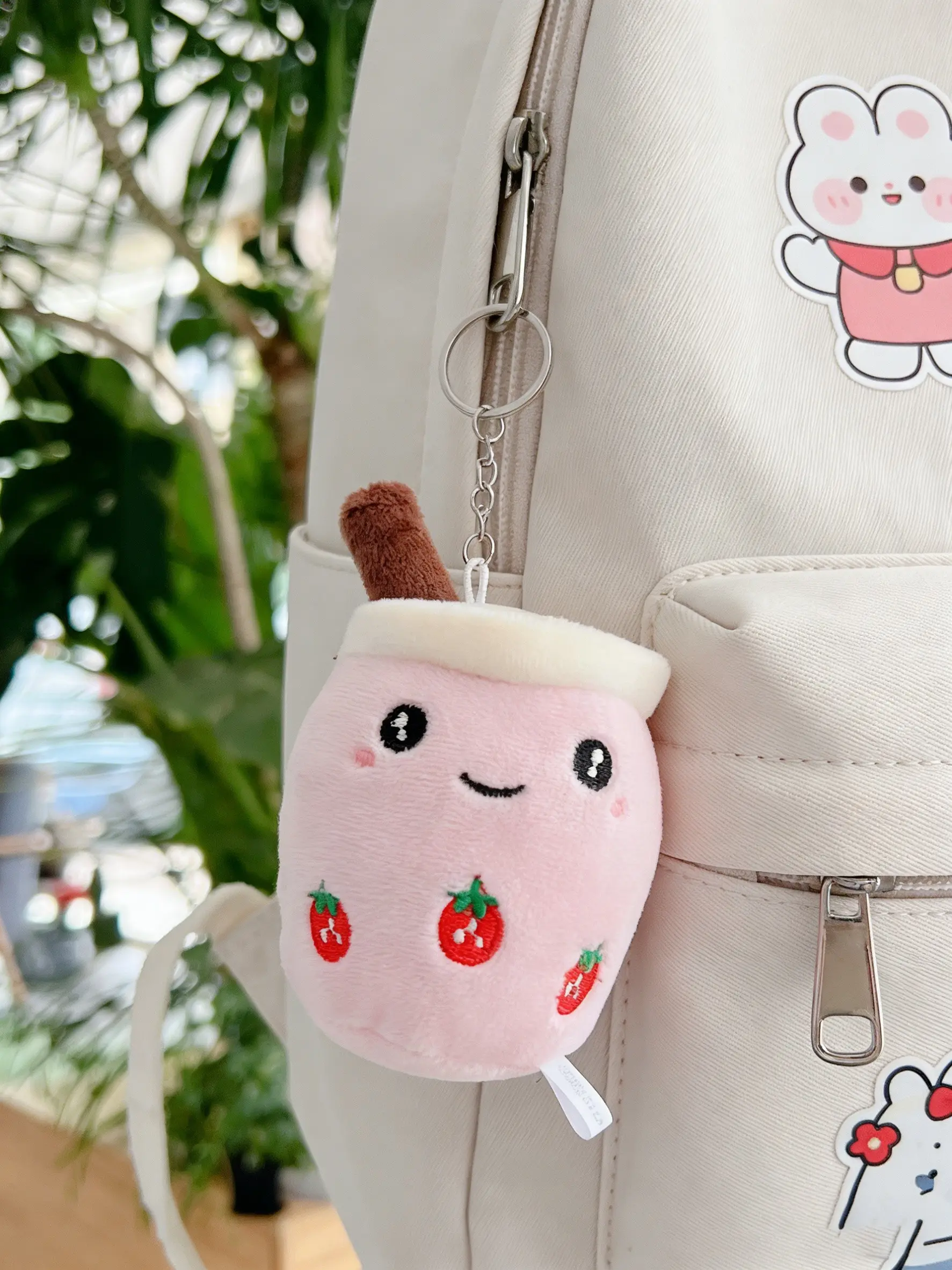 Cute Strawberry Pearl Milk Tea Cup Plush Toy, Soft Stuffed, Realistic Gift for Students Girls, Perfect for Couples, Keychain Doll Present, Soft Huggable Cuddly Gift