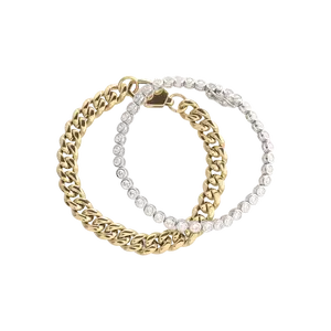 THE BUBBLE CURB CHAIN BRACELET STACK