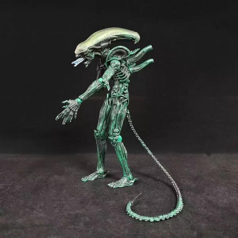 Figma Sp-108 Alien Figure, Articulating Figurines, Ryoichi Ikegami Version Collectible Model, Poseable Handheld Toy, Anime Character Display Piece