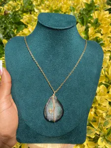 Agate Golden Necklace