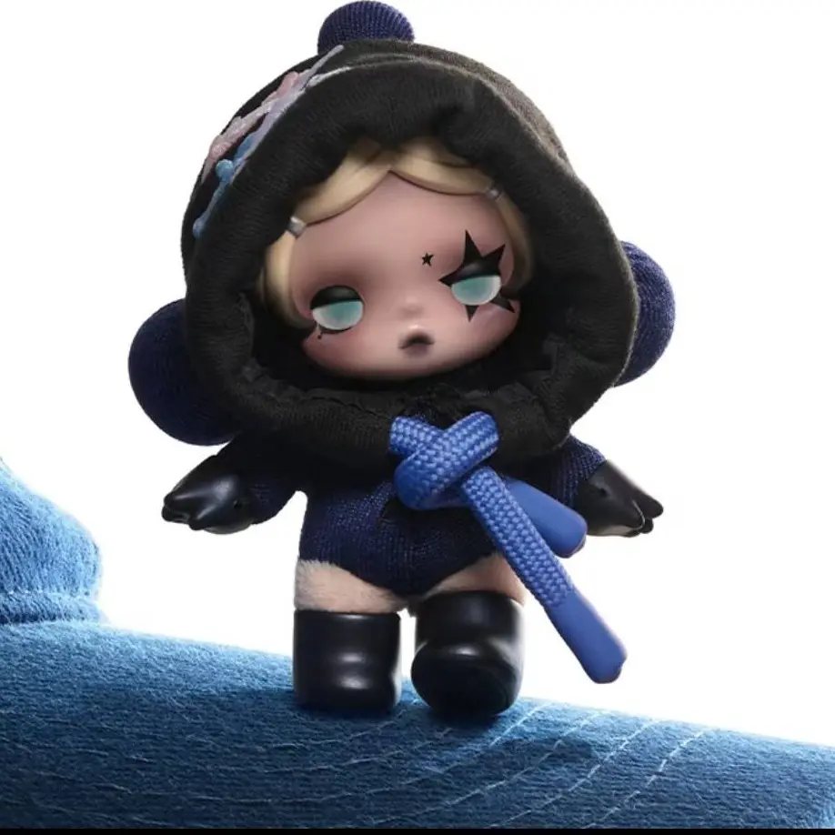 Skull Panda Off Mode Series Plush Blind Box