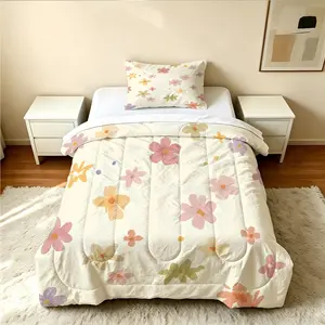 2/3Pcs Crayon Dream Fun Series Comforter Set (with Fillings, Excluding Pillow Inserts), Constant Temperature and Lightweight Design, Neat Edge Finishing, Suitable for Bedrooms and Guest Rooms, Building a Gentle and Relaxing Rest Mood.