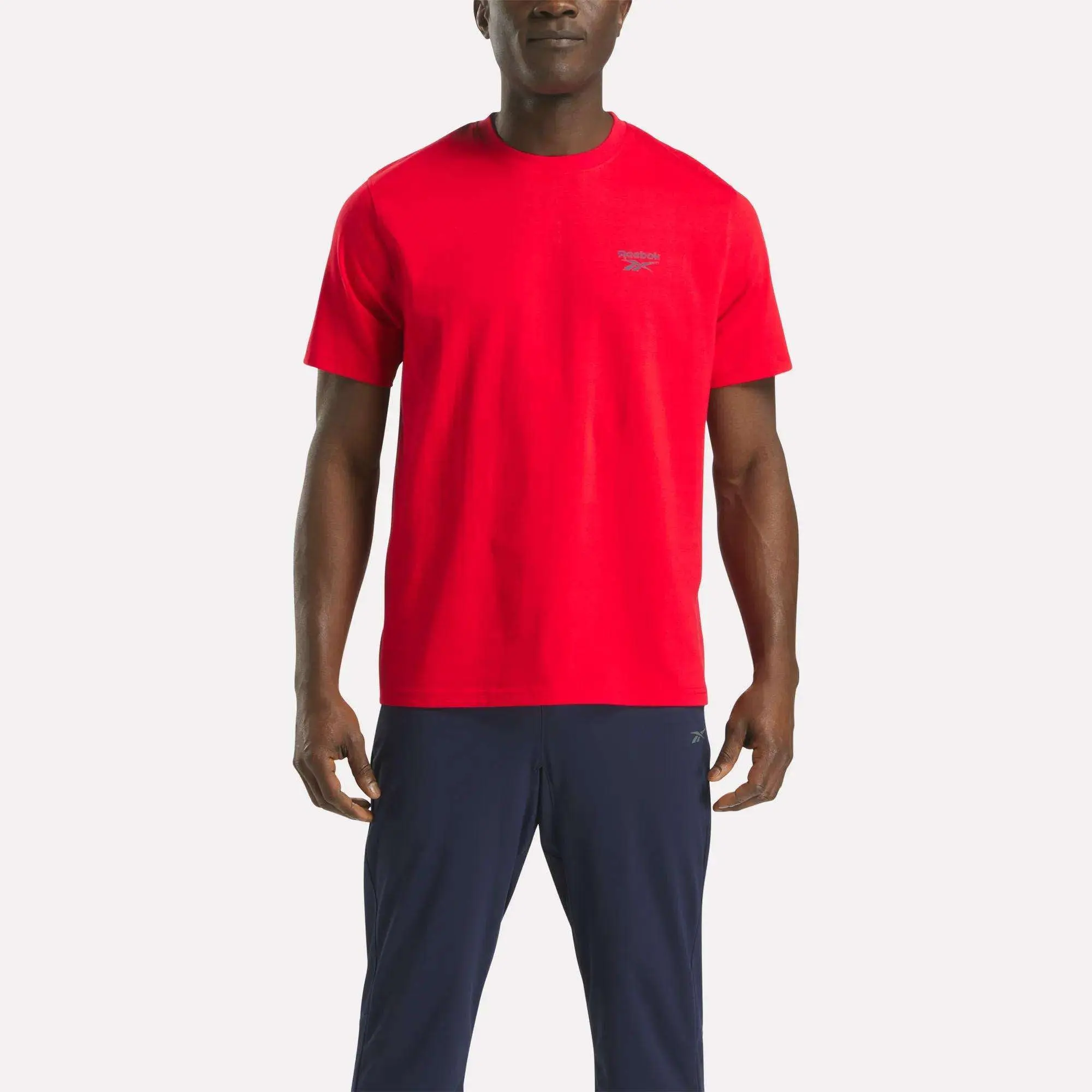 Reebok Men's Small Logo Crewneck Short Sleeve T-Shirt Reebok Men's Small Logo Crewneck Short Sleeve T-Shirt