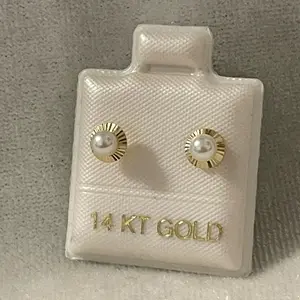 14k gold earrings