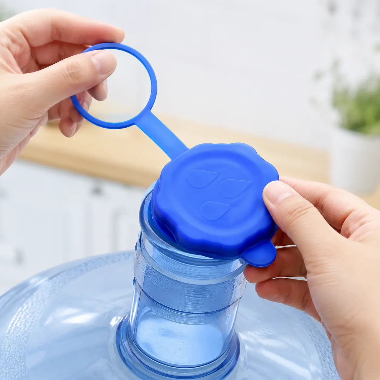 Must-Have Threaded Silicone Bucket Cap with Sealing Ring, Leak-Proof Replacement Lid for Drinking Water Dispenser Barrel