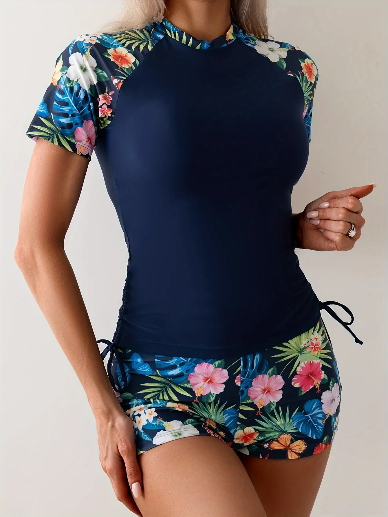 Tropical Plant Print Drawstring 2 Piece Set Rush Guard Tankini, Short Sleeve Crew Neck Stretchy Sun Protection Patchwork Top Shirt & Boxer Shorts Swimsuit For Surfing Water Sport, Women's Swimwear & Clothing