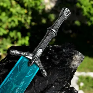 Holy Moonlight Sword Cosplay Prop – Bloodborne Life‑Size Metal Replica • Hand‑Forged • Gamer Gift • Boyfriend Present • Full Metal Display