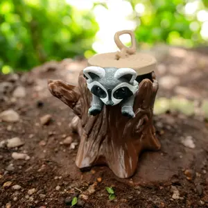 Fully Articulated Trash Panda with Hideaway Desk Buddy 3D-Printed Raccoon Desk Toy in Woodsy Tree-Stump Hideout Perfect for Fidgeting and Gifting