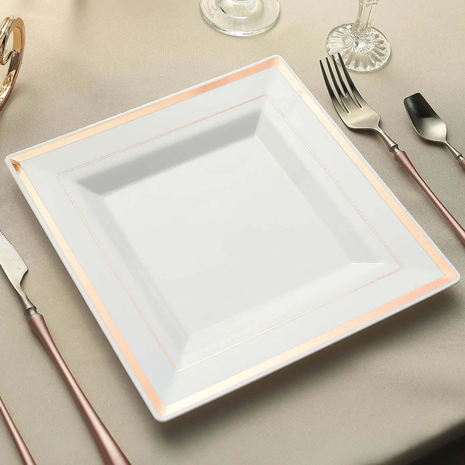 10-Pack 10" White Square Plastic Dinner Plates with Rose Gold Trim - Stylish Disposable Party, Wedding Plates