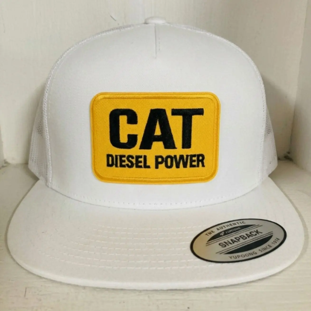 CAT/ Caterpillar Embroidered Retro Hat Trucker Hat Many Colors Snapback Hat, Unisex Casual Street Style, Gift Idea For Her Him, Unisex Everyday Wear