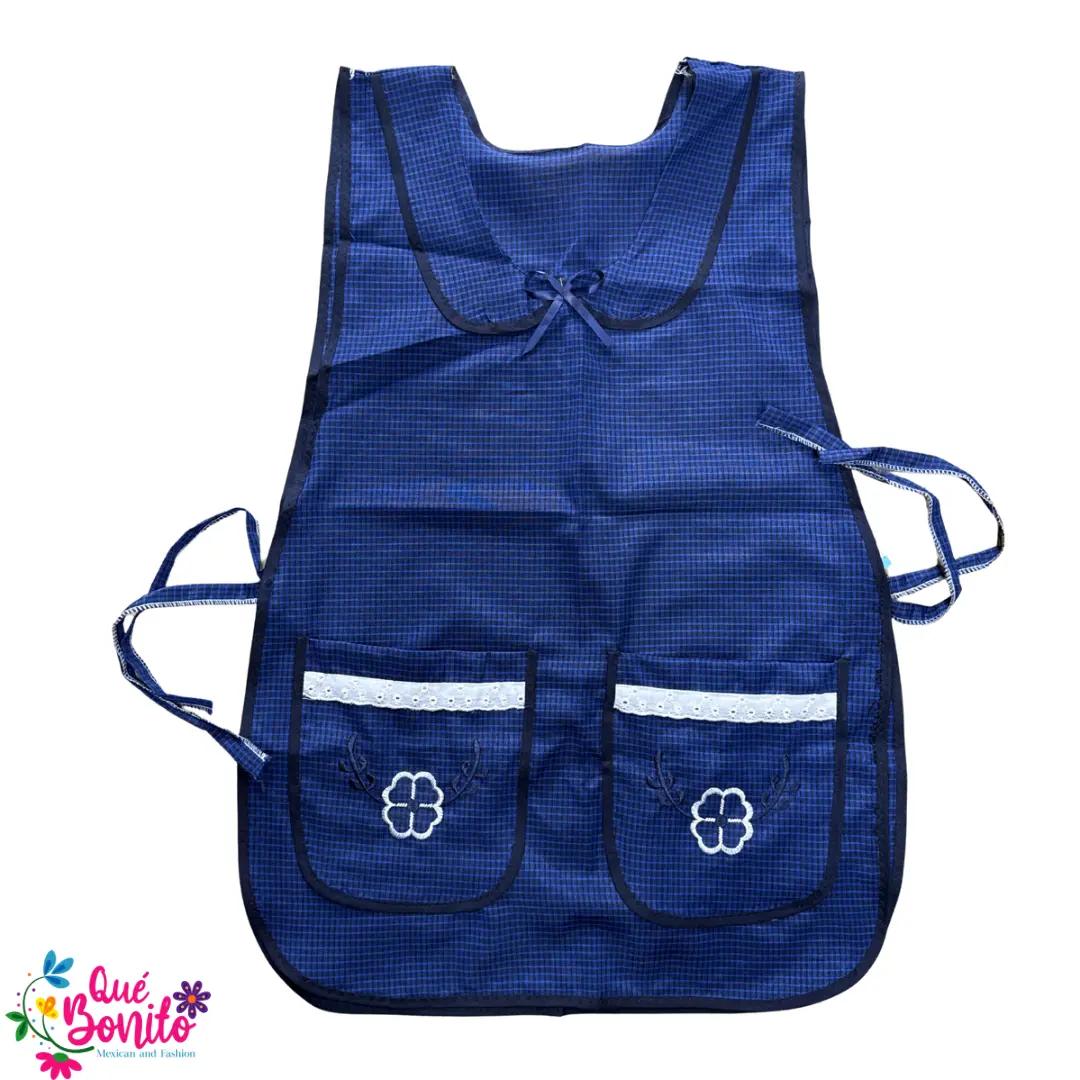 Titta Apron Traditional Style Two Pockets and Strings on the Side