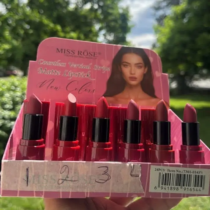 Matte Moisturizing Lipstick, Makeup Cosmetic for Daily Wear