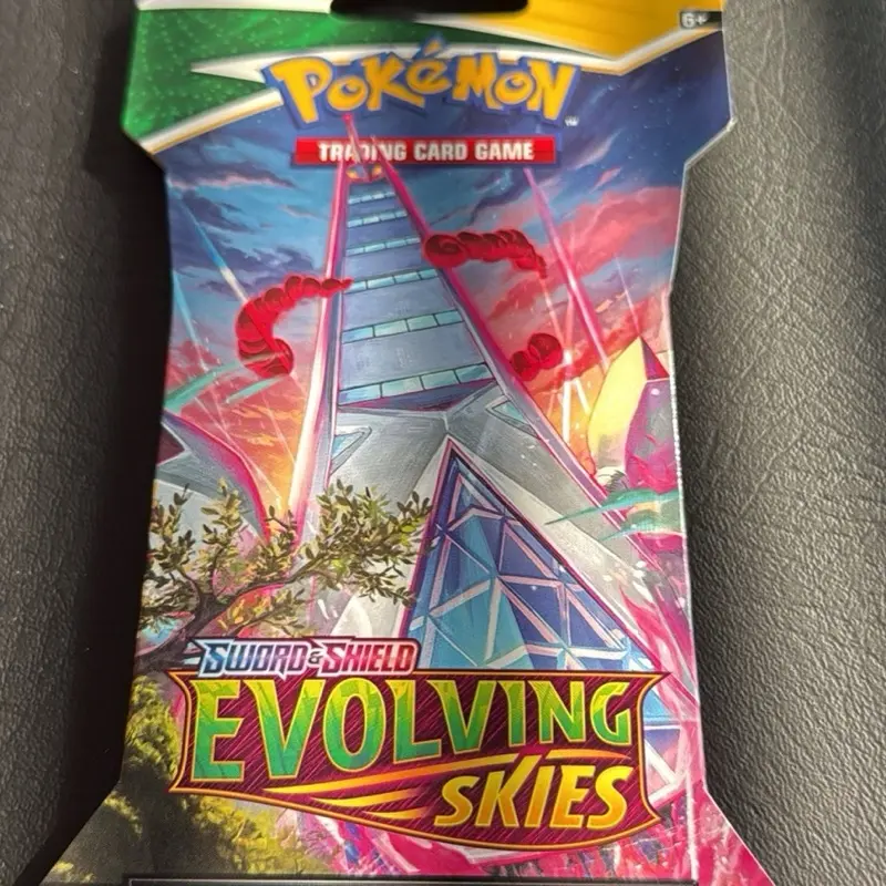 Pokémon Evolving Skies Sleeved Booster Pack Sword & Shield Trading Card Game Official Trading Cards