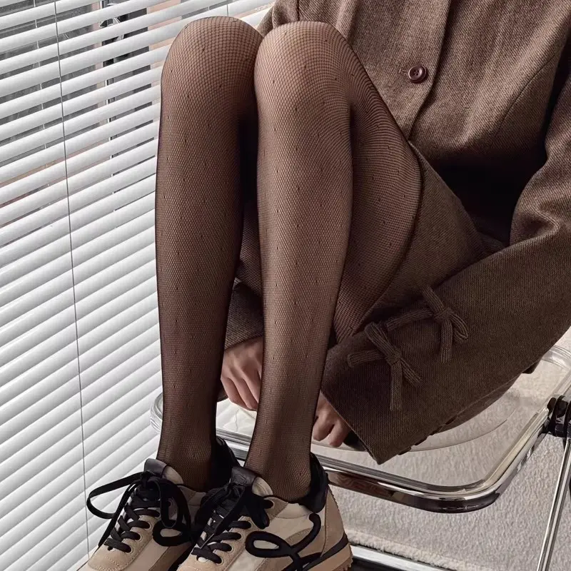 Small polka dot black