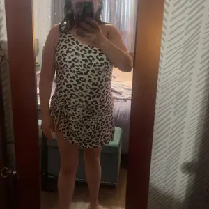 Product Review of Tempt Me Women One Piece Swim Dress One Shoulder Swimsuit with Skirt Tummy Control Swimdress Swimming Bathing Suit from N**S