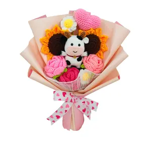 Handmade Crochet Flowers Bouquet Sunflower Heart Rose Cute Cow Doll, Mother's Day Friend Lover Grandmother Party Gift Fake Flower Arrangement