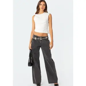 EDIKTED Raelynn Washed Low Rise Jeans